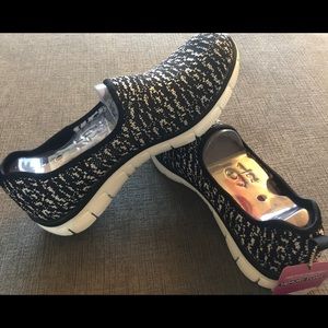 NWT Relaxed Fit from Sketchers